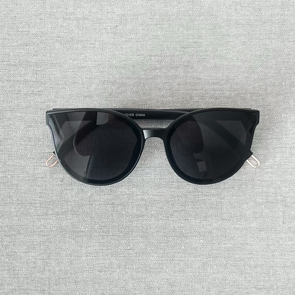 Classic Black Sunglasses